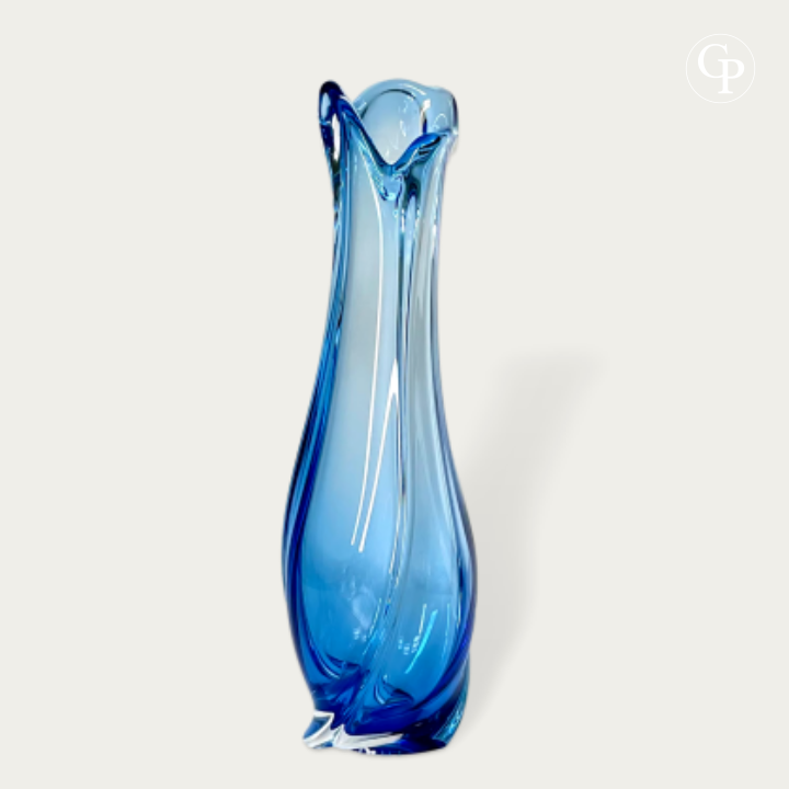 Vase d'art Corail en cristal bleu cobalt par René Delvenne pour Val Saint Lambert 1956, design organique Mid-Century moderne belge | Mid-Century cobalt blue crystal Corail art glass vase by René Delvenne for Val Saint Lambert 1956, organic Belgian design. VUE 7.