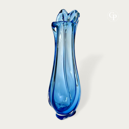 Vase d'art Corail en cristal bleu cobalt par René Delvenne pour Val Saint Lambert 1956, design organique Mid-Century moderne belge | Mid-Century cobalt blue crystal Corail art glass vase by René Delvenne for Val Saint Lambert 1956, organic Belgian design. VUE 4